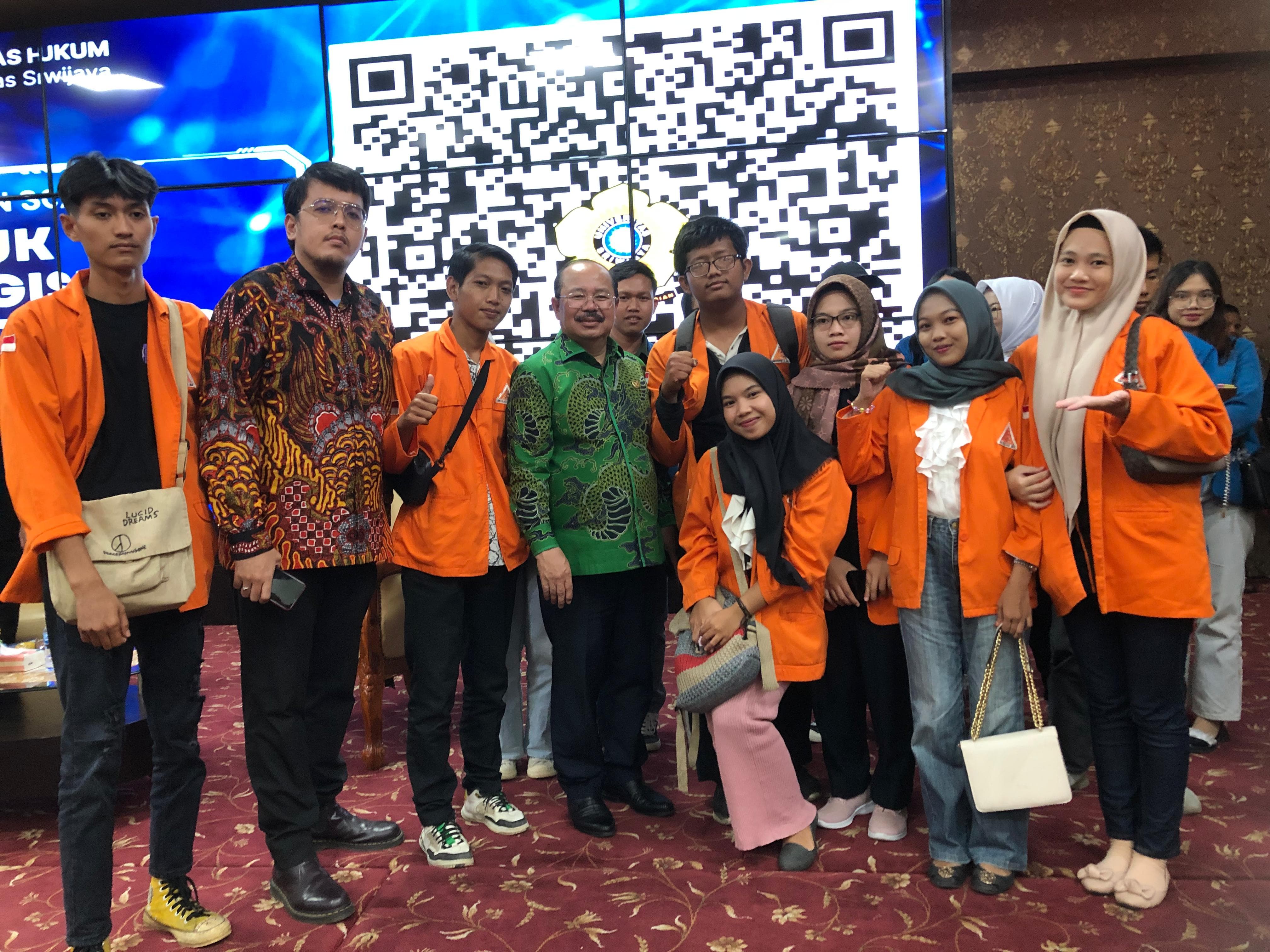 PERAN KOMISI YUDISIAL DALAM PEMBANGUNAN HUKUM DAN KEADILAN