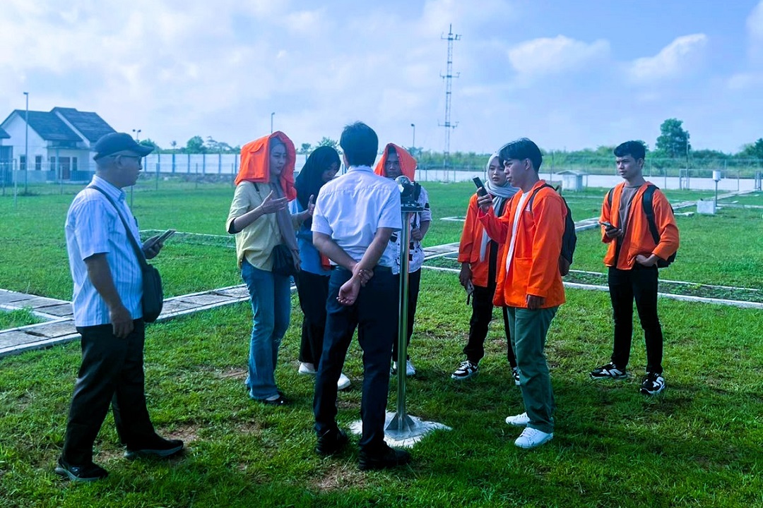 Kunjungan Mahasiswa Fakultas Pertanian Universitas IBA Palembang ke Stasiun Klimatologi Kelas I Sumatera Selatan