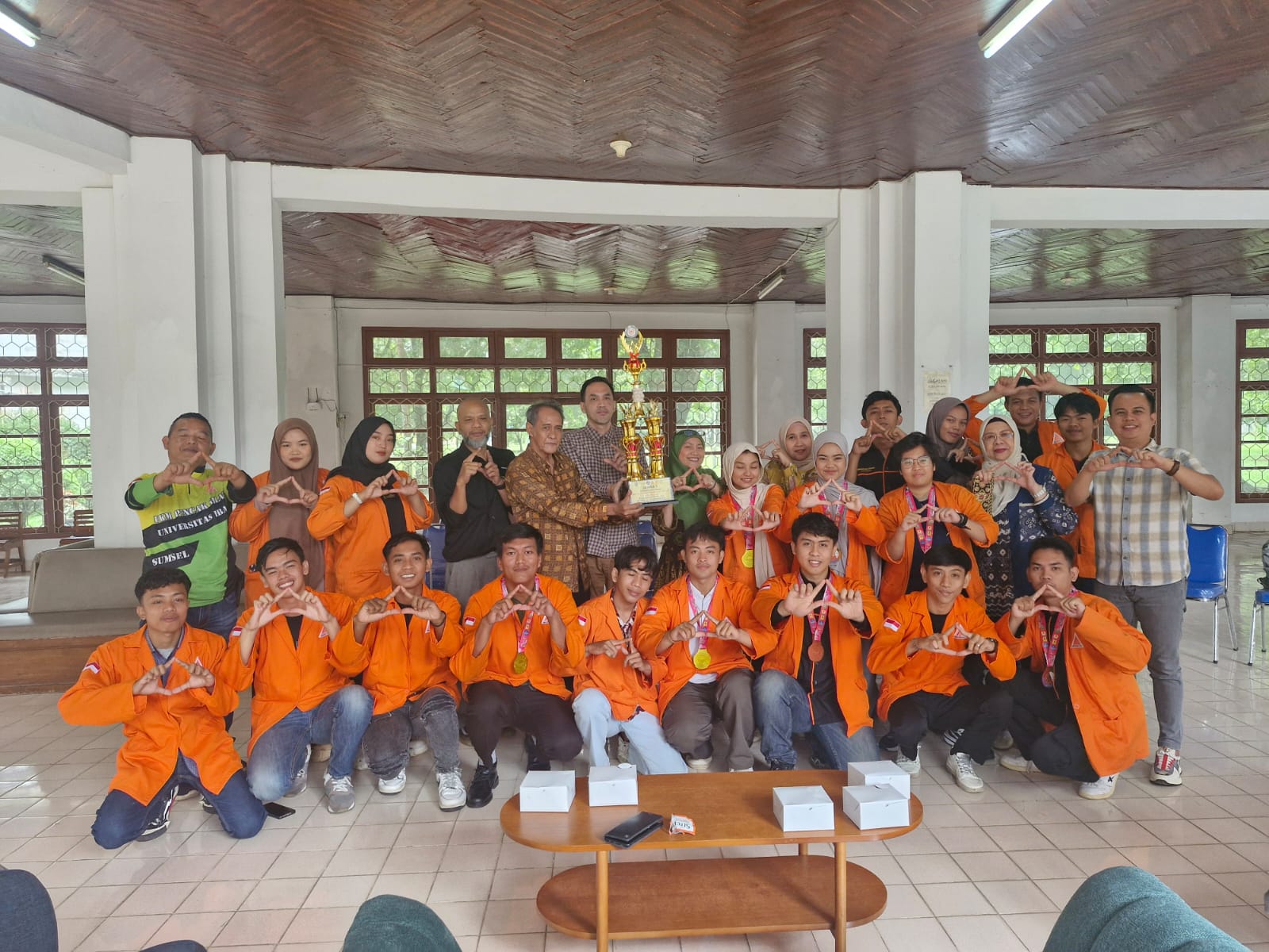 Universitas  IBA Meraih Juara Umum I Kejuaraan Pencak Silat IPSI Sumatera Selatan Cup 2 Tahun 2025