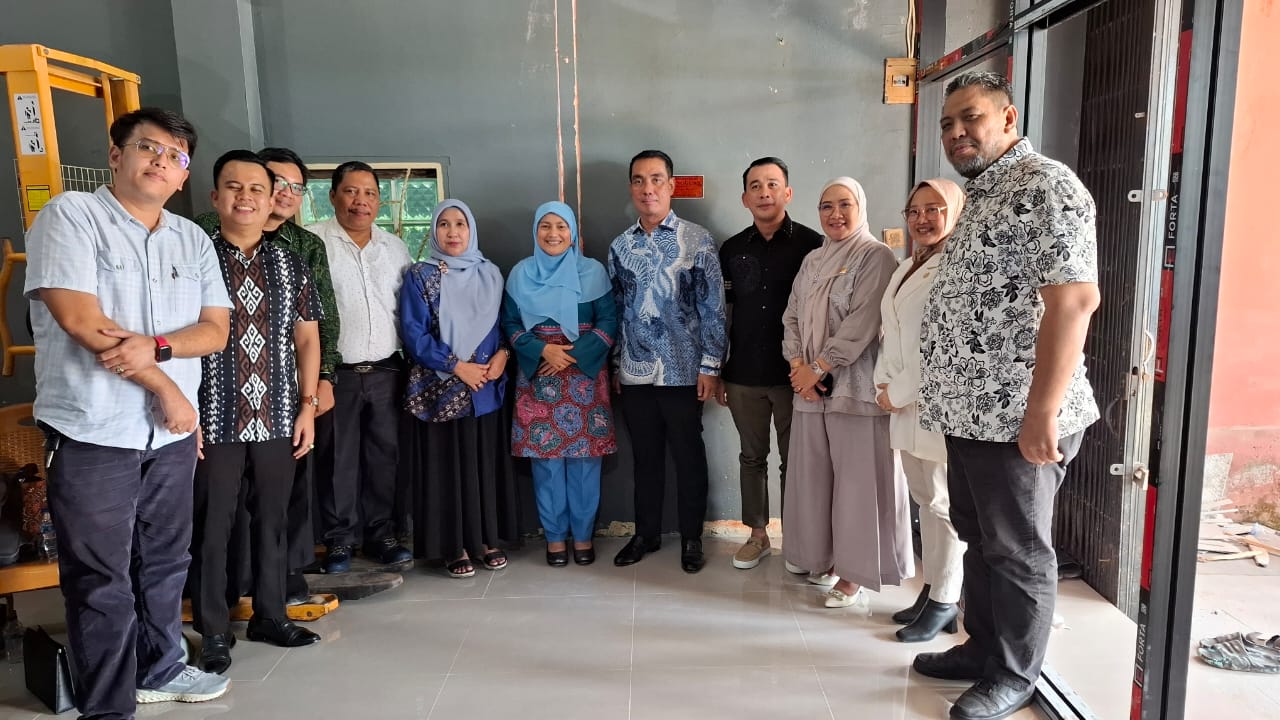 Rektor membahas peluang kerjasama bersama Wakil Ketua Komisi XI DPR RI