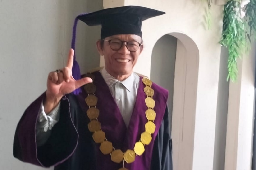Universitas IBA Wisuda 73 Orang, Begini Pesan Rektor Kepada Para Alumni