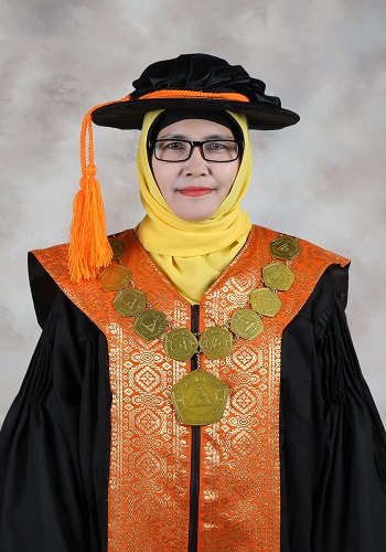 Dr. Chuzaimah. S.P., M.Si